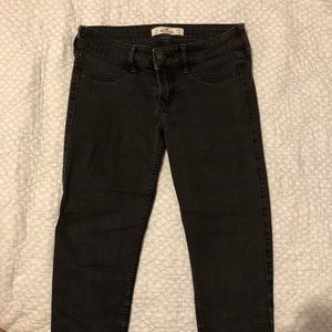 Hollister black low rise skinny jeans